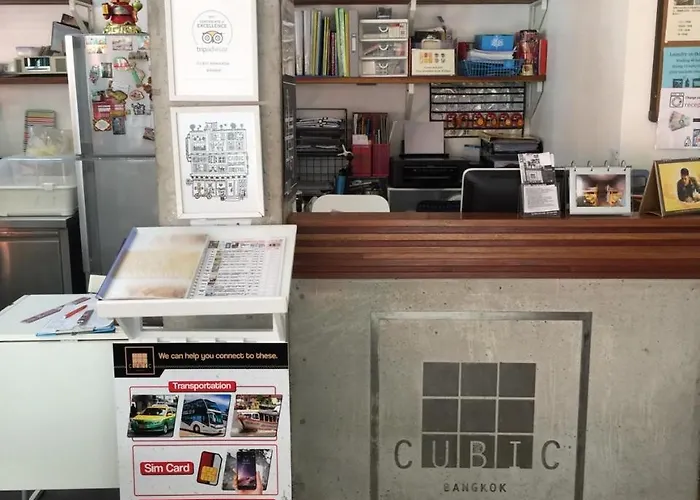 Cubic Albergue *
